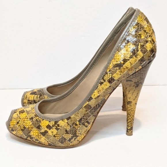 RACHEL Rachel Roy Yellow and Taupe Heels - Picture 1 of 9